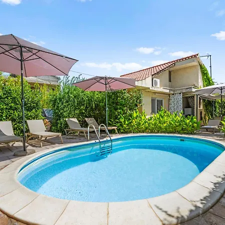 Regina Brodarica (Sibenik-Knin)