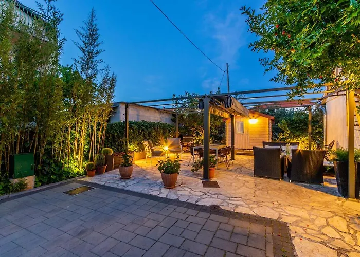 Regina Brodarica (Sibenik-Knin)